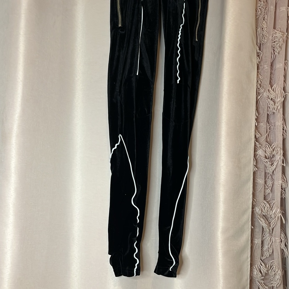 Reflective Set - Picture 3 of 6